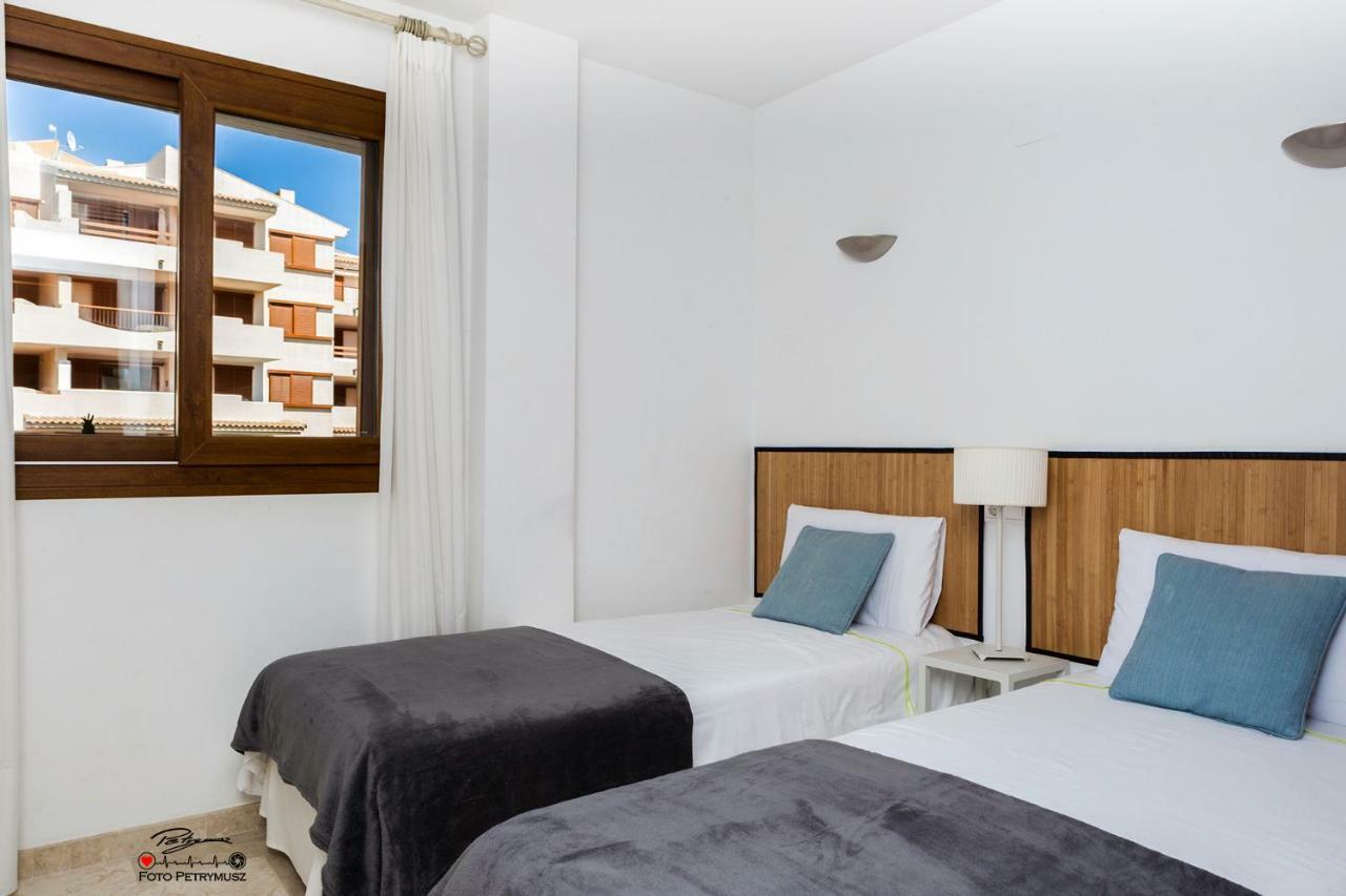 Carisma-"Blue" Torrevieja Exterior foto
